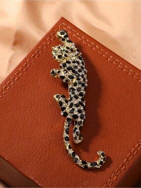 Gold and Black Leopard Brooch - Women Jewelry Brooches